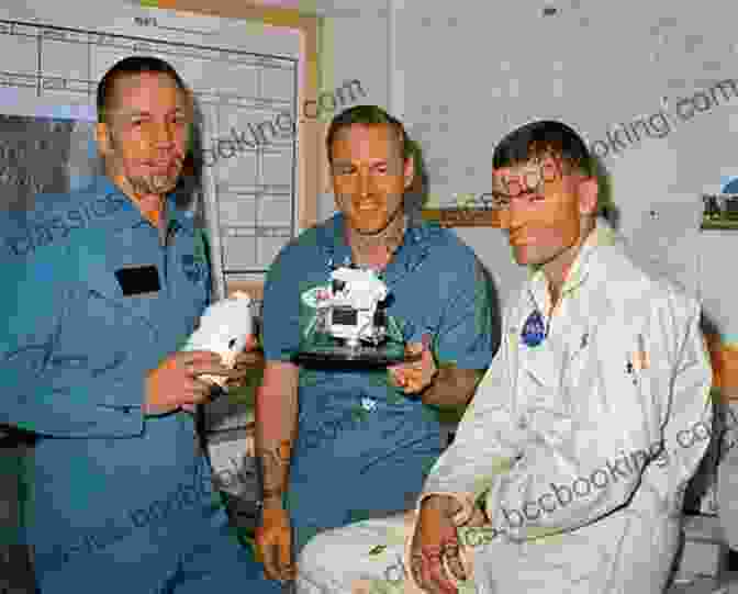 Apollo 13 Crew: Lovell, Haise, And Swigert Survival In Space: The Apollo 13 Mission (Incredible True Stories 1)